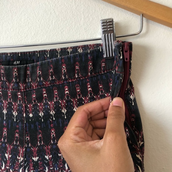 H&M boho patterned pixie pants - Picture 5 of 8